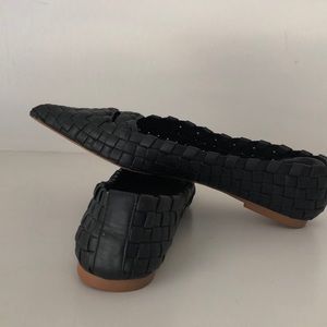Zara Basic black intrecciato flats, Size 37